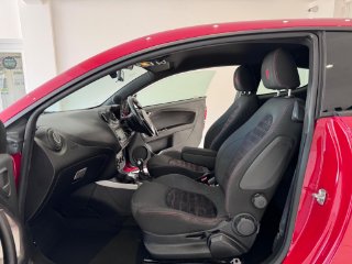 /photos/10312/d6e2eb5d-1820-40c4-a304-479a4cb5876c_i320x240.jpg